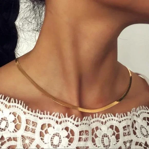 NEW 18K Gold Flat Snake Chain Necklace, nice Necklace, cute Necklace - Picture 2 of 6